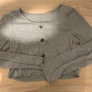 grey cropped long sleeve